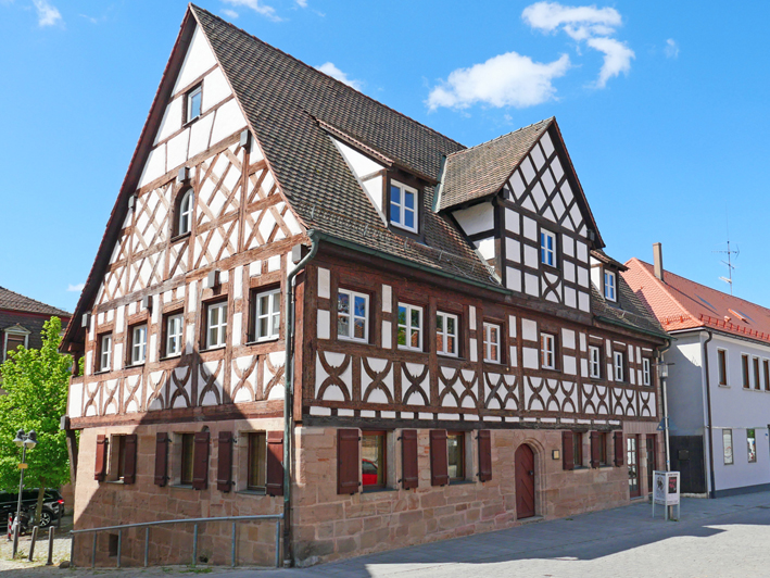 Küspert & Küspert vermittelt Verkauf eines Baudenkmals im Zentrum von Zirndorf